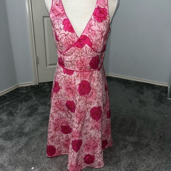 Floral Pink Sleeveless Dress - Picture 4 of 6